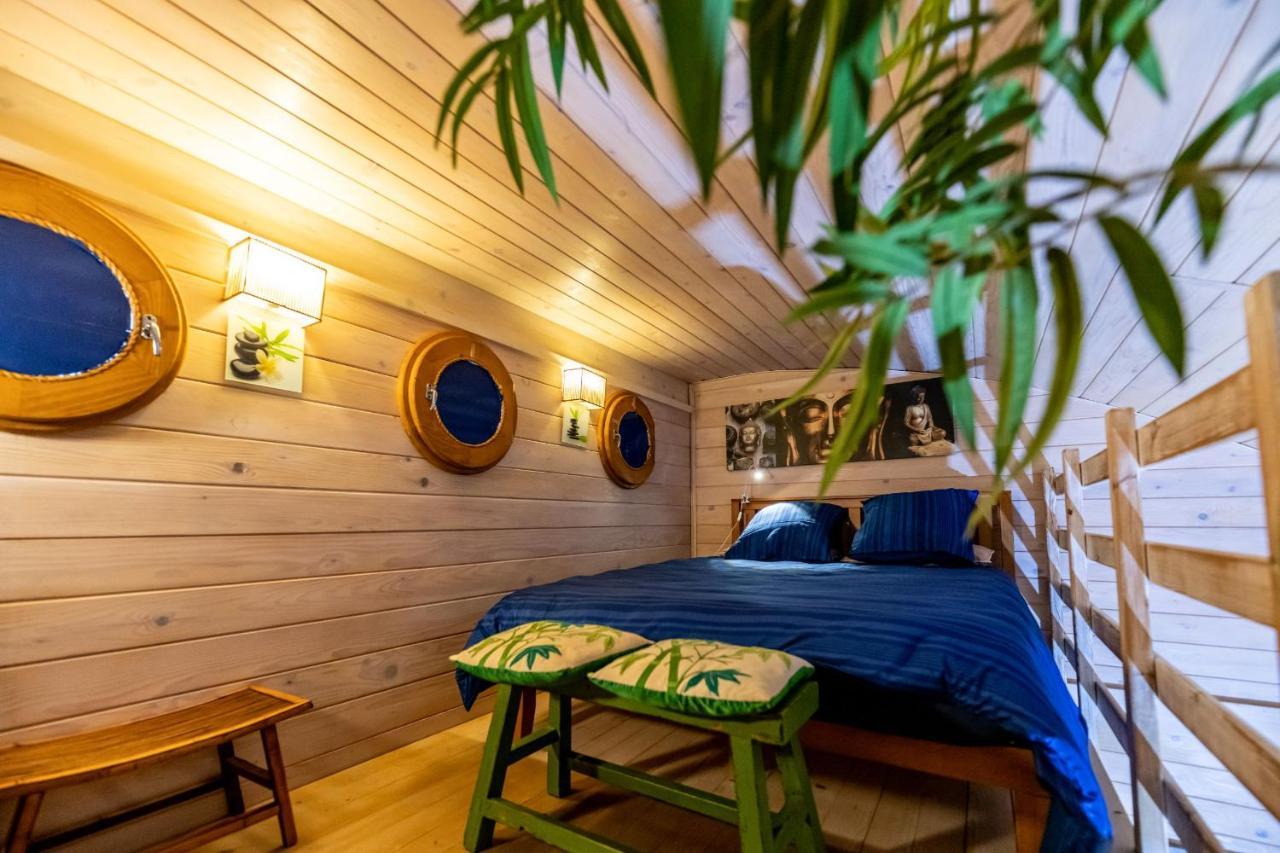 Gite Et Chambre D'Hote Gussignies Экстерьер фото