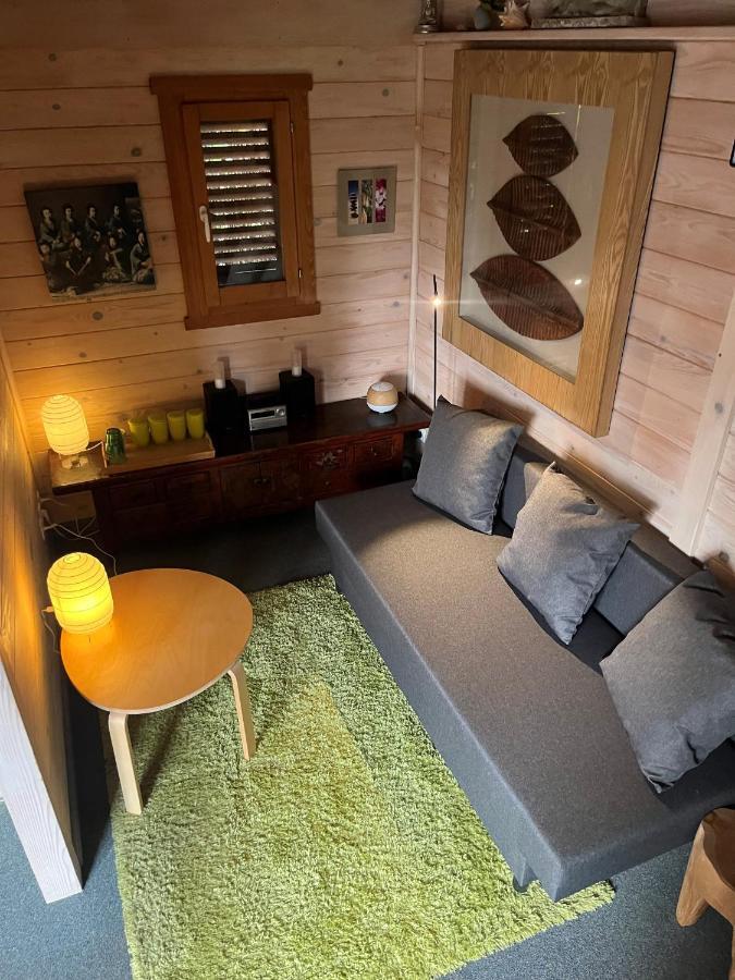 Gite Et Chambre D'Hote Gussignies Экстерьер фото