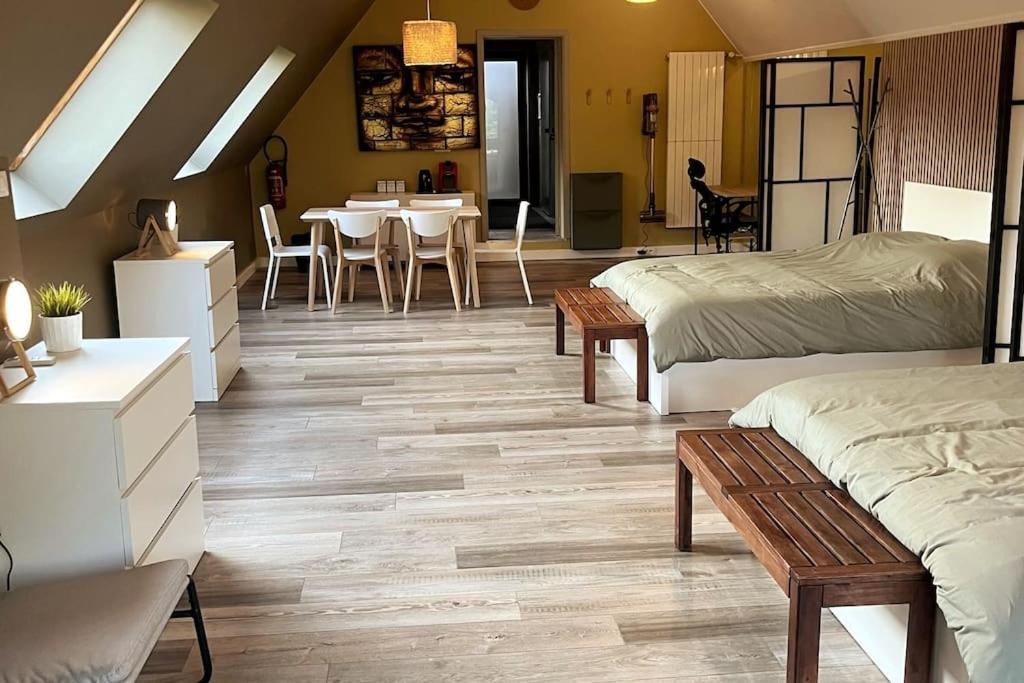 Gite Et Chambre D'Hote Gussignies Экстерьер фото